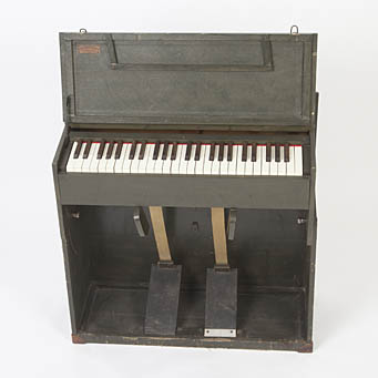 Estey Organ Company Harmonium